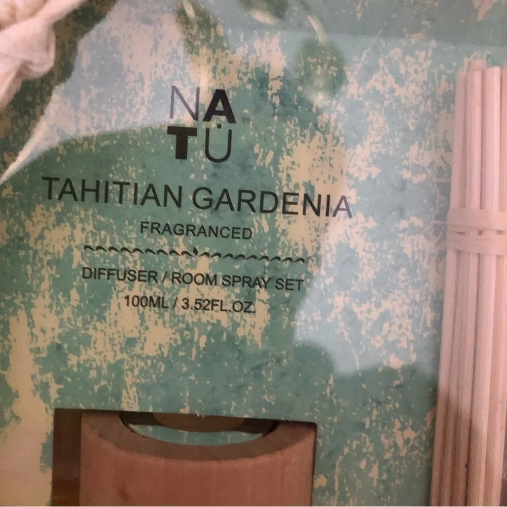 Natu Tahitian Gardenia Fragrance‎ Gift Set